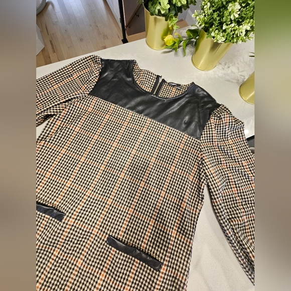 RW&CO XL dress with leather look panel - Picture 3 of 6